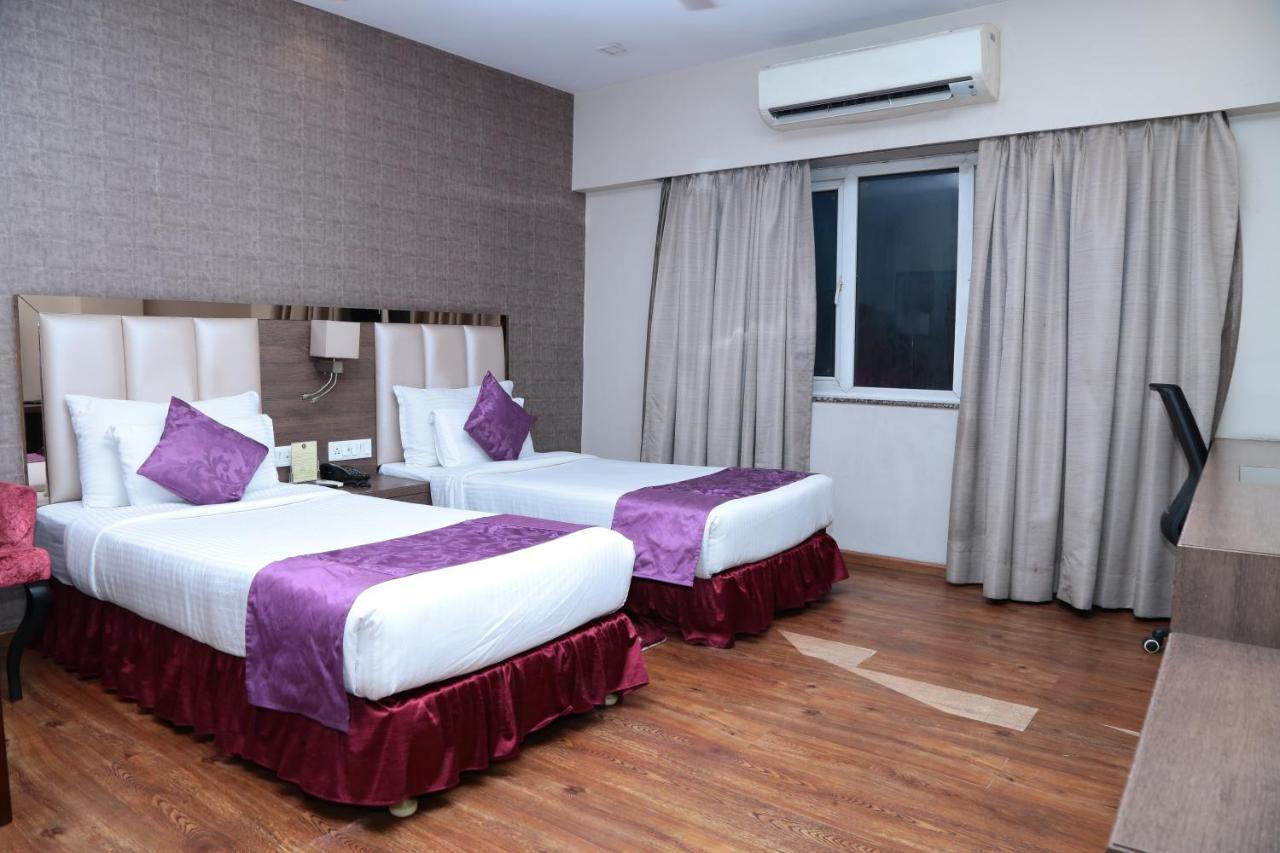 Kc Manor Hotel Jamshedpur Exterior foto